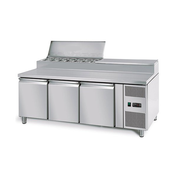 Zubereitungstisch 1,8mx0,7m - mit 3 Türen